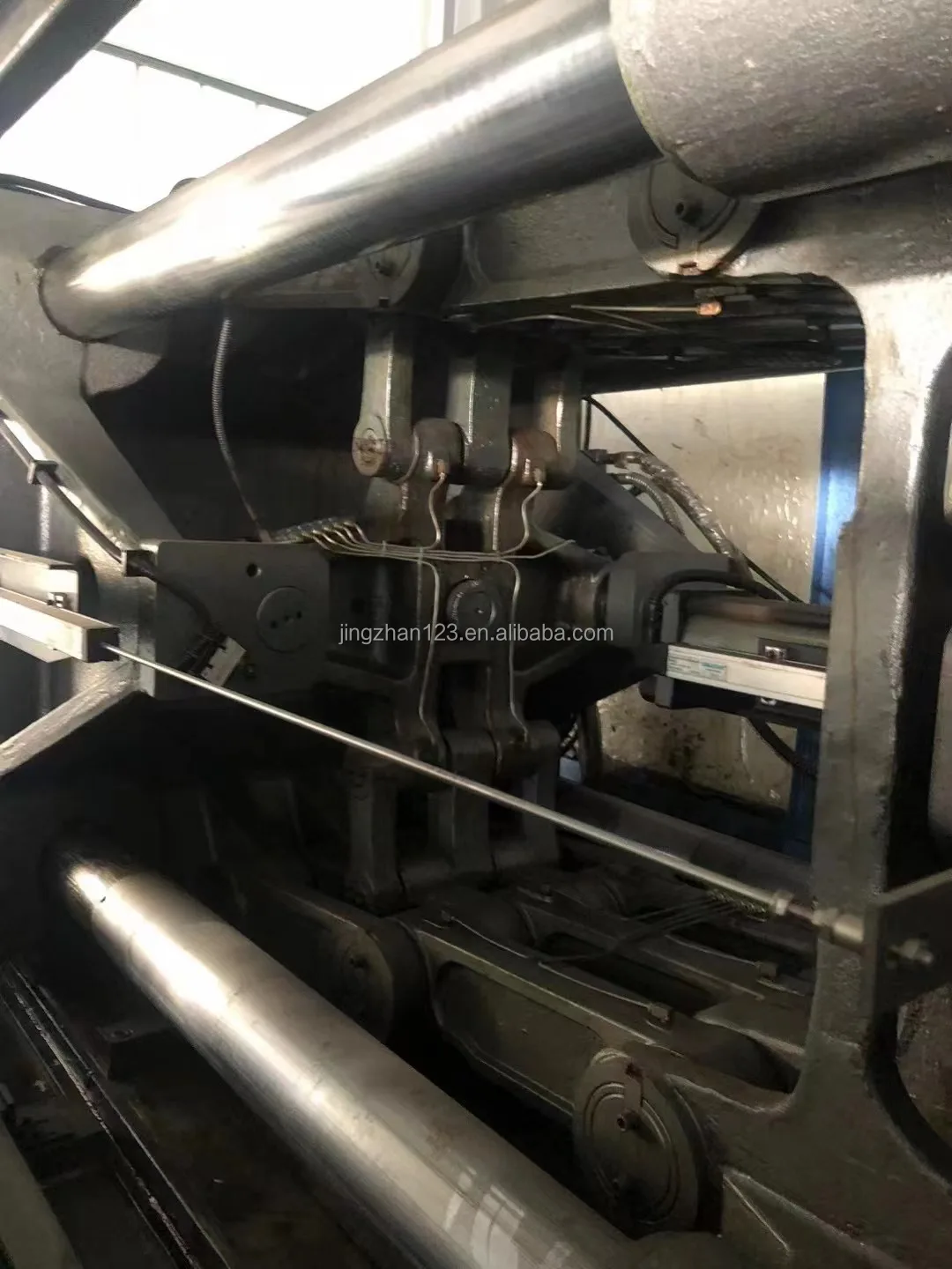 Used haitai 320ton Small Pe Pp Cap Ball Pen Pvc Pc Phone Case Making Moulding Plastic Injection Molding Machine