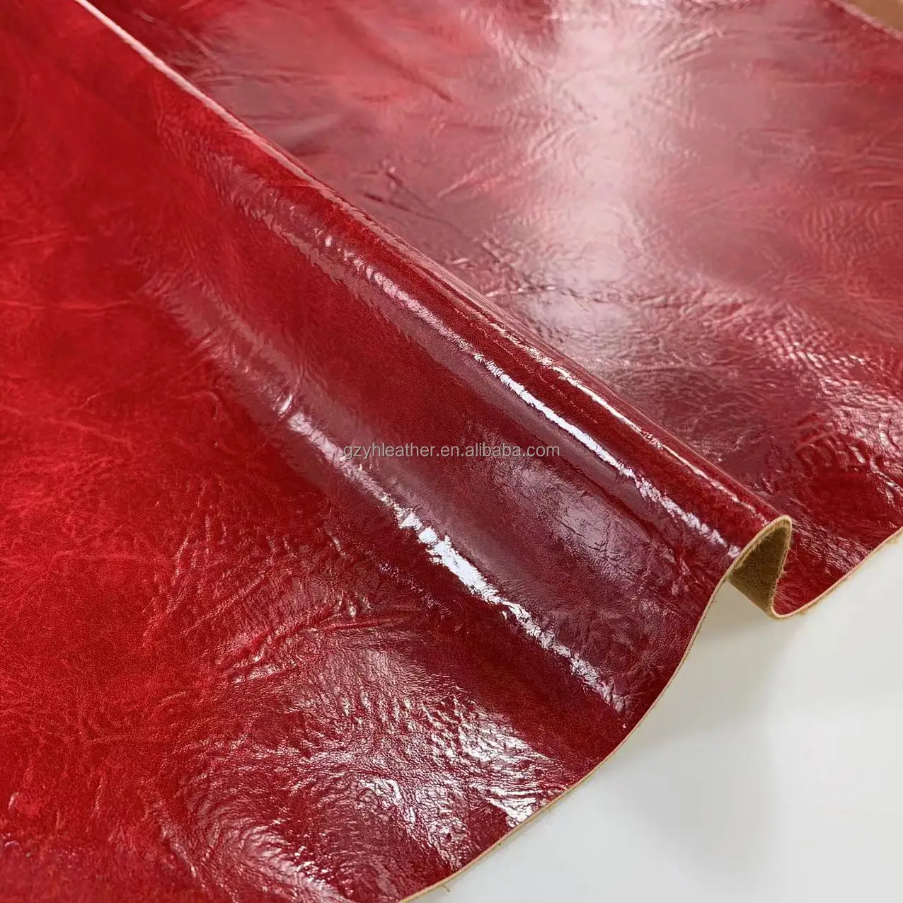 Shiny 1.2mm Waterproof smooth Painted oil PU Synthetic rexine leather for Sofa Bag Garment Furniture Decorative Chair Use