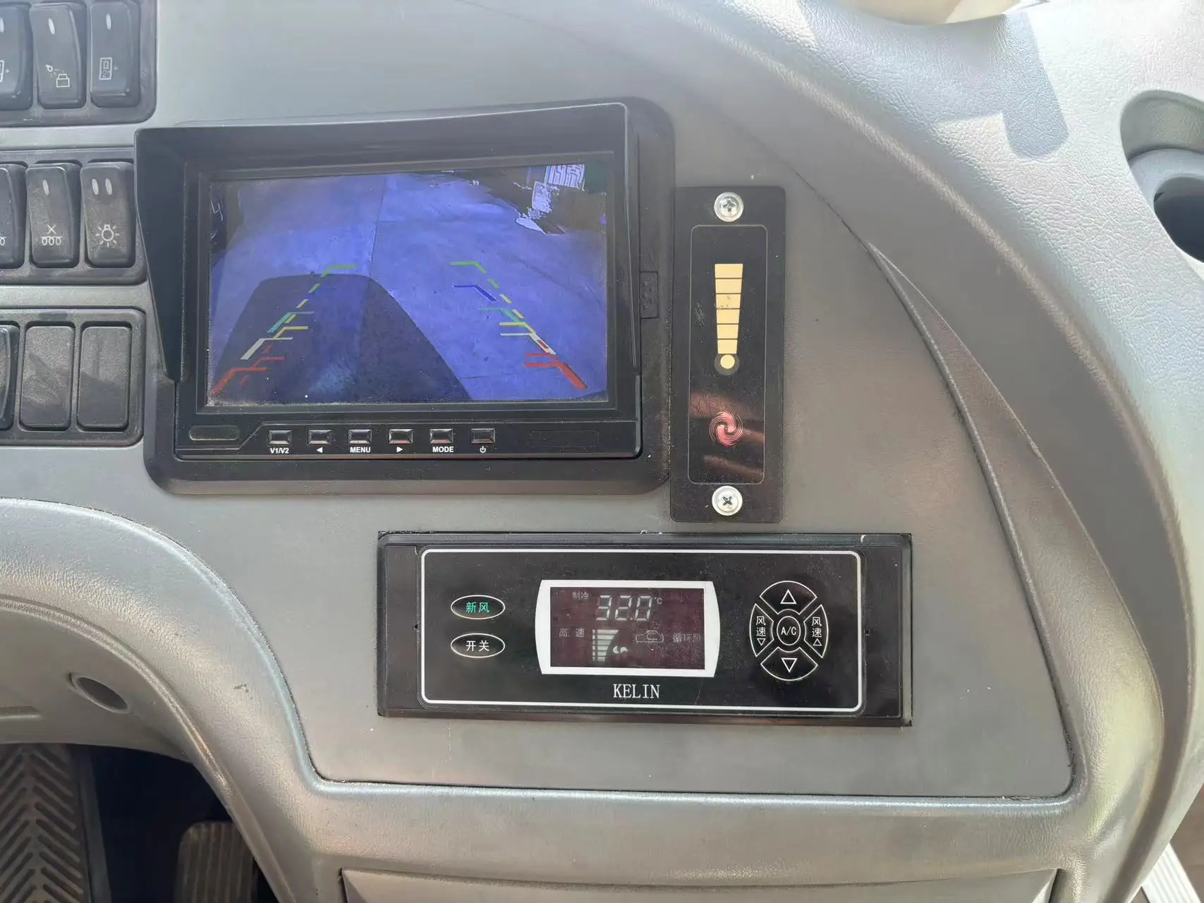 hot sale customized Euro 3 diesel 50 seats bus price rear engine buses for africa used bus
