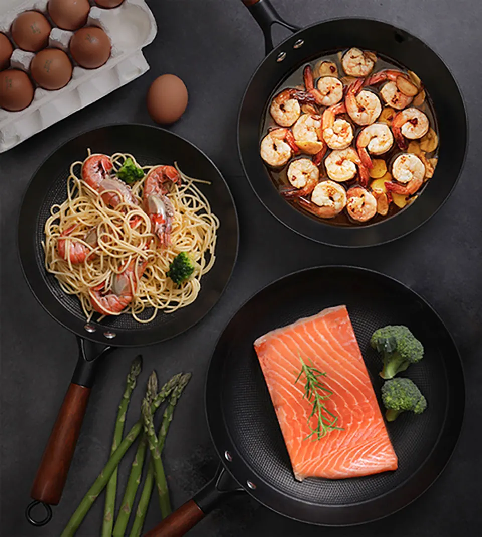 honey comb cast iron pan  light weight cast iron pan