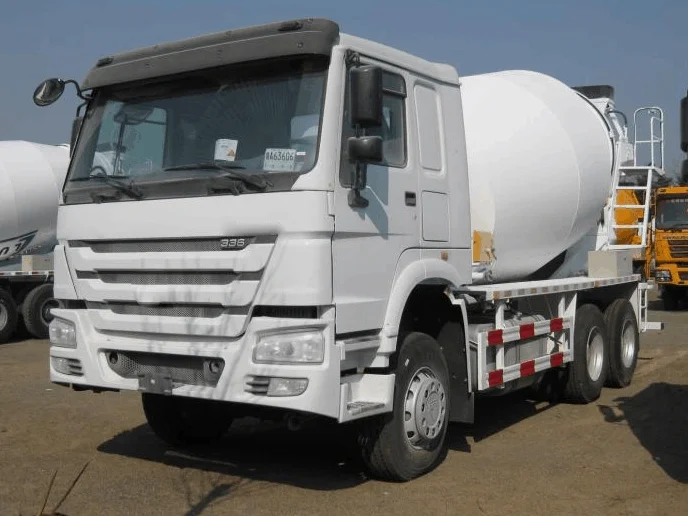 China top brand Sinotruck howo 6x4 10m3 cement truck concrete mixer truck with drum