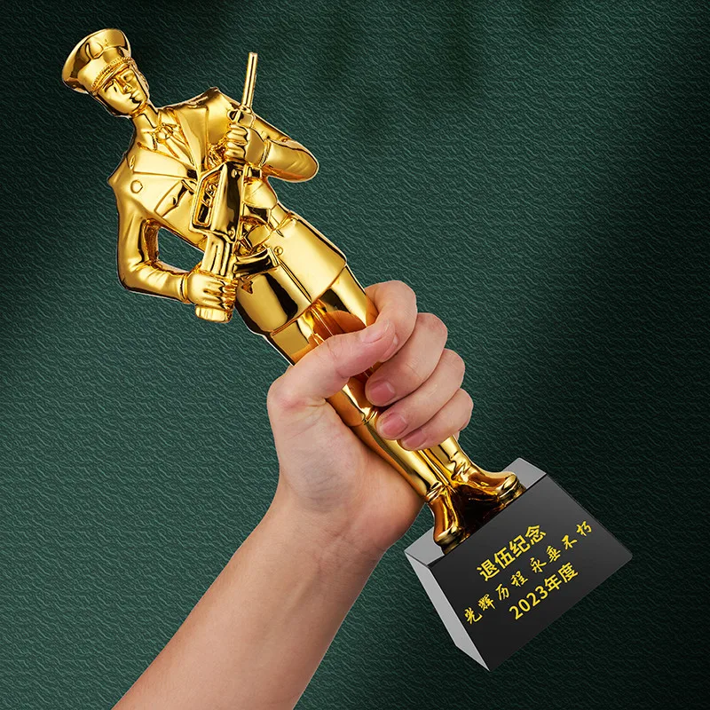 Hot Sale High Quality Wholesale Crystal Artifact Custom Soldier Retirement or Graduation Statue Gift