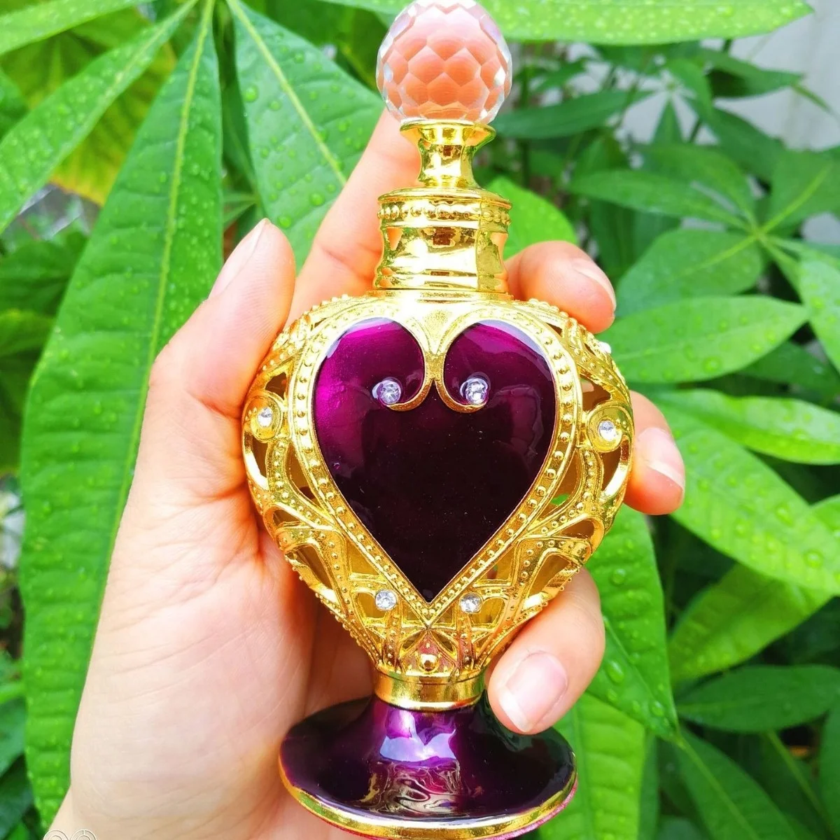 10ml Luxury Arabian Perfume Bottle Metal Glass Heart Shape Essential Oil Bottle with Box