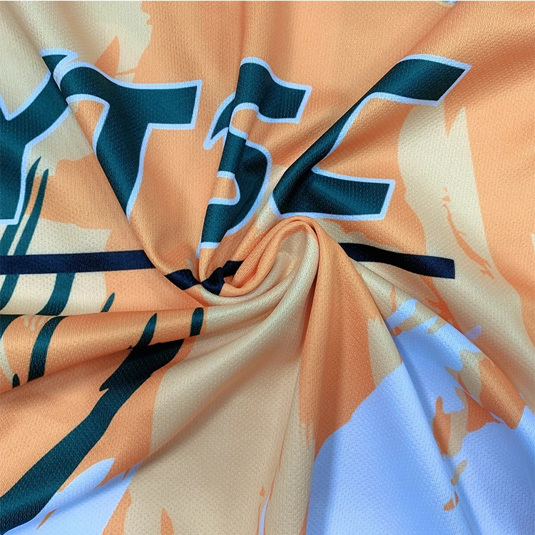 2022 Wholesale customized green and yellow soccer jersey with logo and numbers soccer youth team uniform