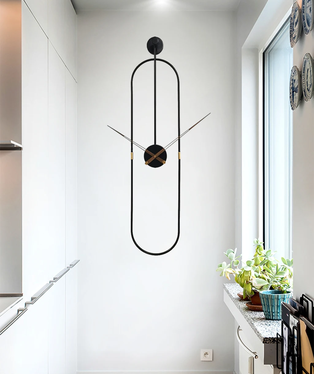 Modern fashion clock decorative Nordic living room metal decorative Spanish simple light luxury clock