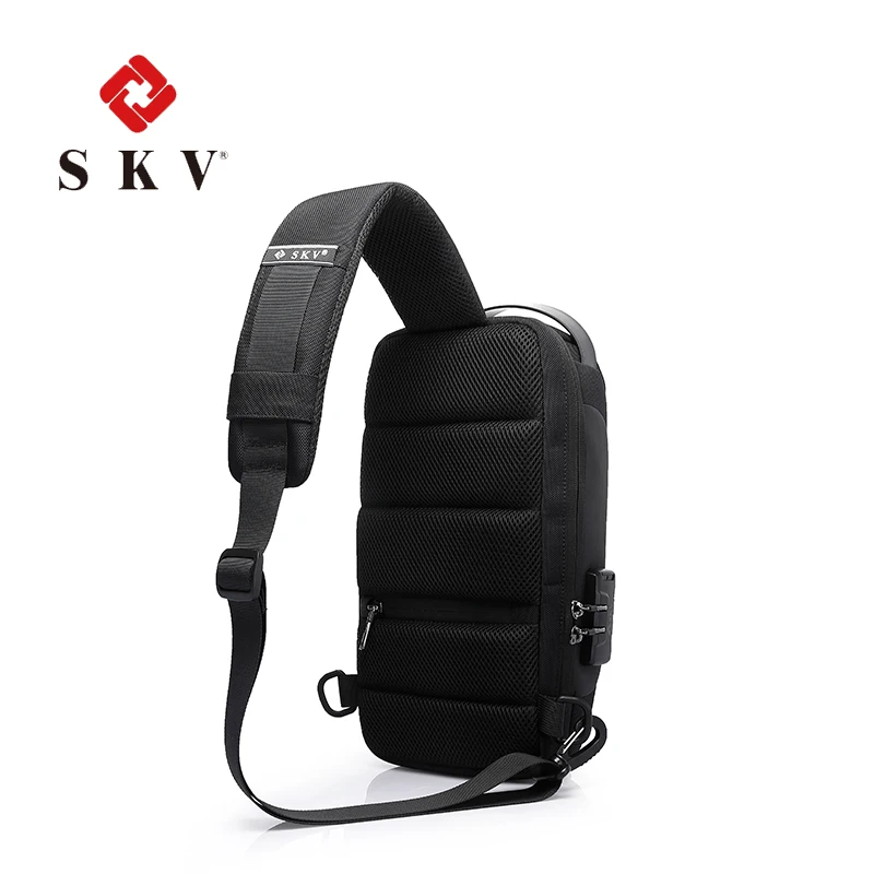Hot sale fashion mens travel waterproof chest bag USB charging Cross body Sling Bag Men Crossbody Bag with Lock