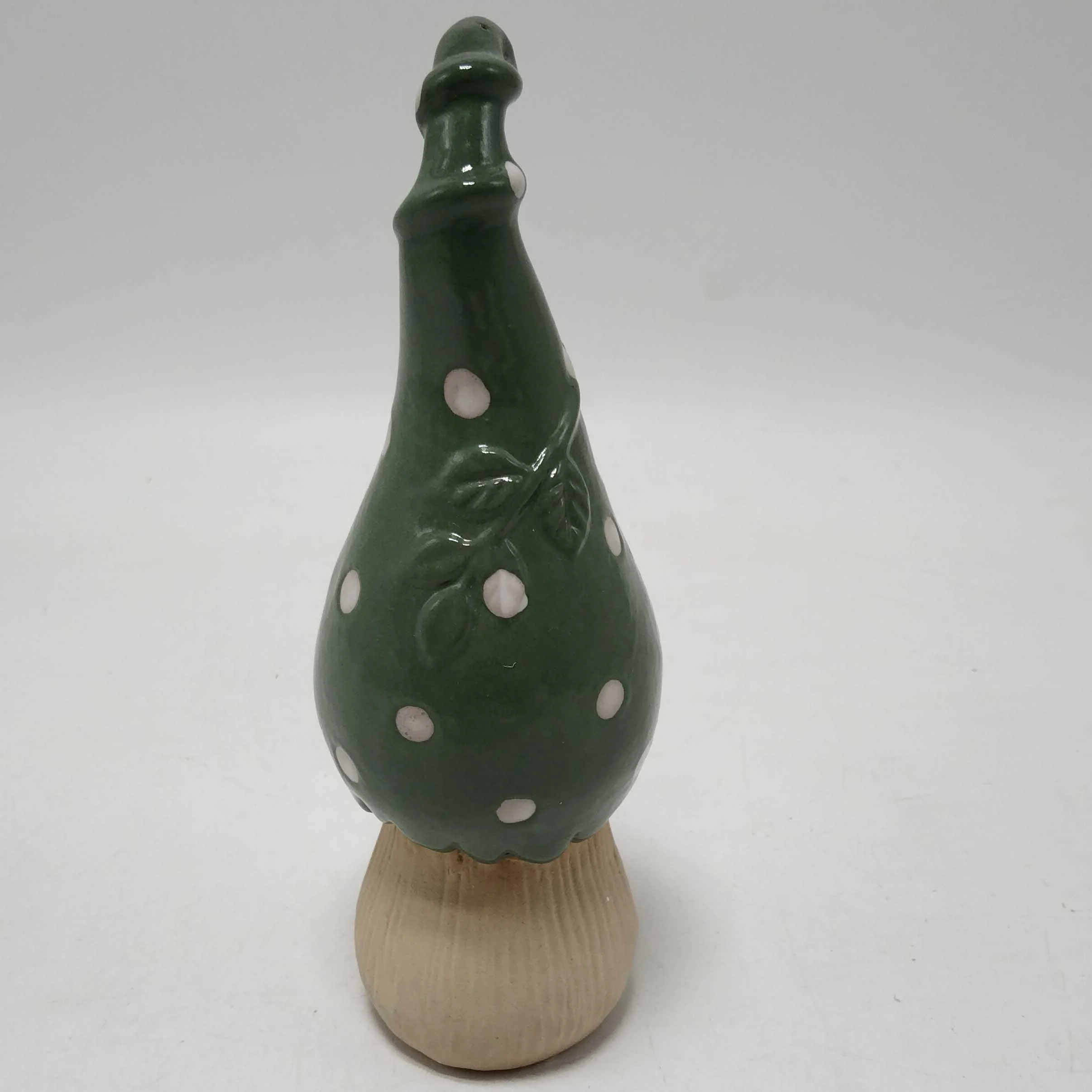 Wholesale Custom Made Ceramic Fairy Mushroom Figurines outdoor Garden Miniatures Decoration