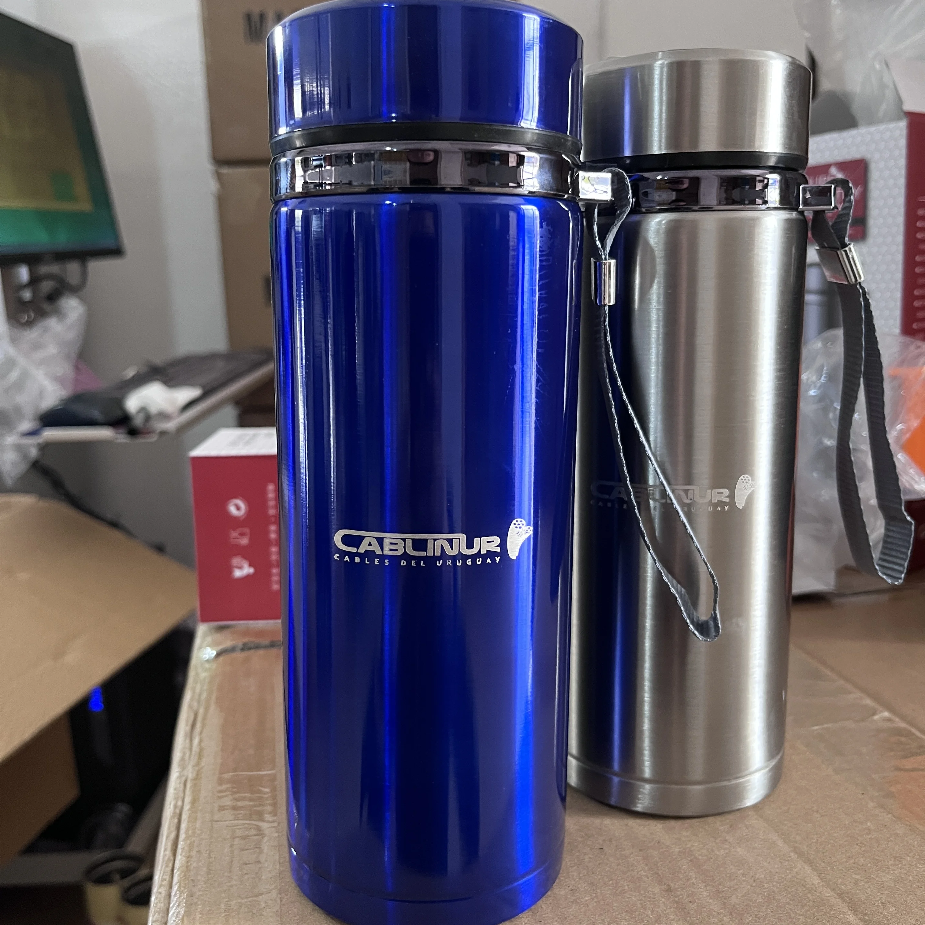 Classic 304 Stainless Steel Insulated Vacuum Sports Thermos 600ml-1000ml Outdoor Mounted Water Bottle