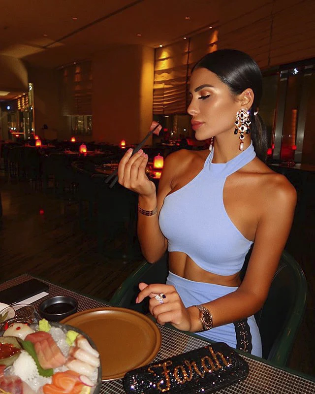 Высококачественный комплект из двух предметов, ночная рубашка знаменитости, вискозное Бандажное вечернее модное платье