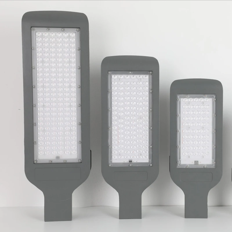 Zhongshan New Durable Road Street Lamps Waterproof IP66 Aluminum 30w 50w 100w 150w 200w Street Lights for Govenrment 2024