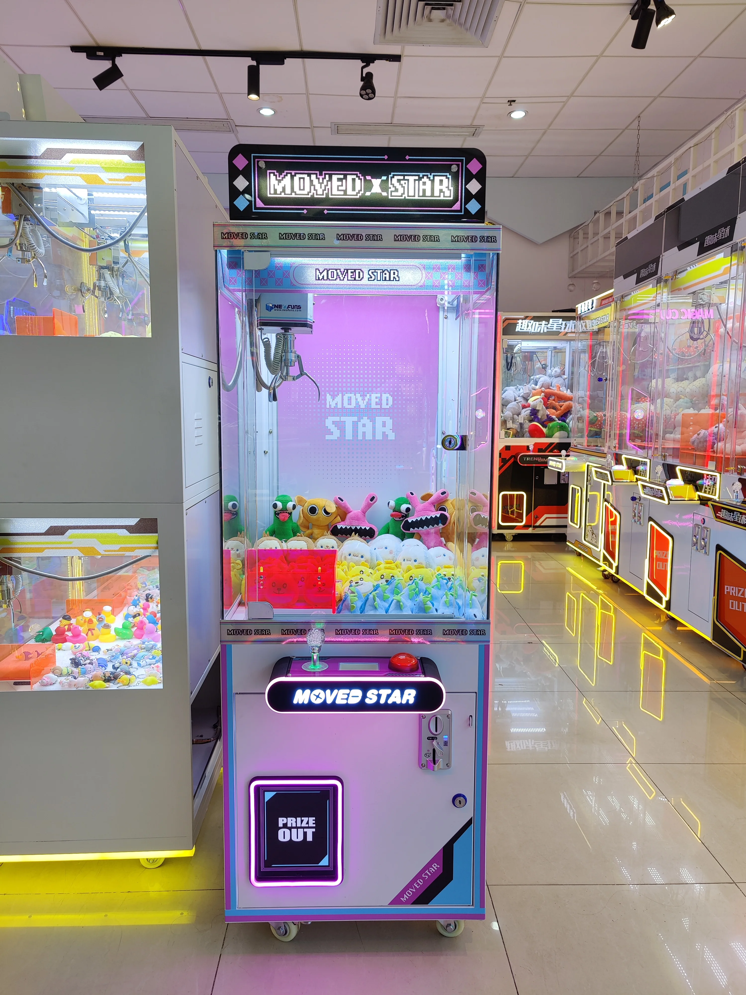 Neofuns Wholesale Amusement Coin Operated Games Cheap Doll Claw Crane Machine With Bill Acceptor