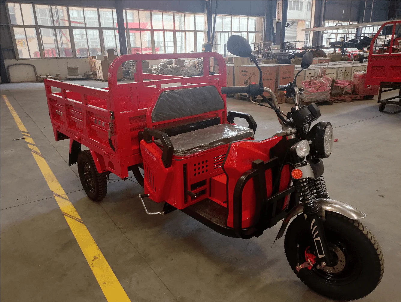 Chinese 250cc Self-Gasoline Engine 3-Wheel Trike 200cc Petrol Model Cargo Tricycle Motorcycle New Energy Vehicle