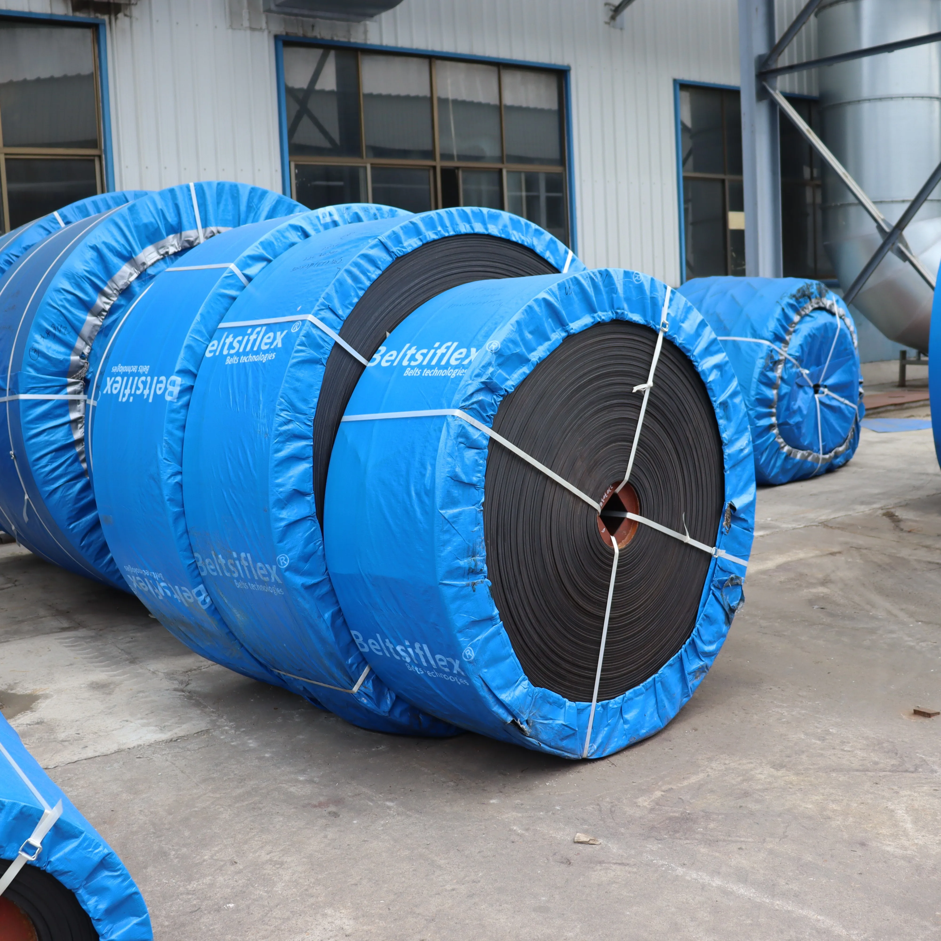 High Quality Cold Resistant Rubber-fabric Nylon Conveyor Belt For Long Service Life