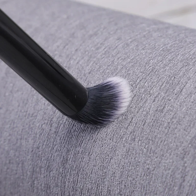 Double-Ended Eyeshadow Contour Makeup Brush BLACK Shade & Light Eye Smudge Smokey Liner Blending Beauty Cosmetic Tool