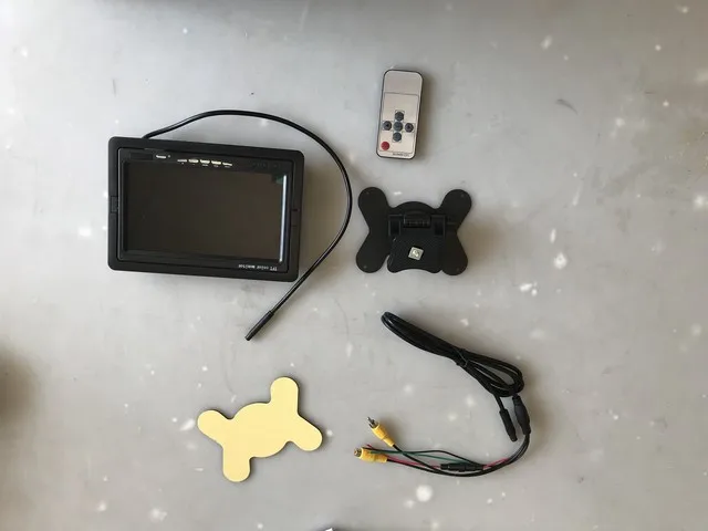 7inch TFT monitor 12V-24V bus car reversing LCD display with remote control HC-B-63022