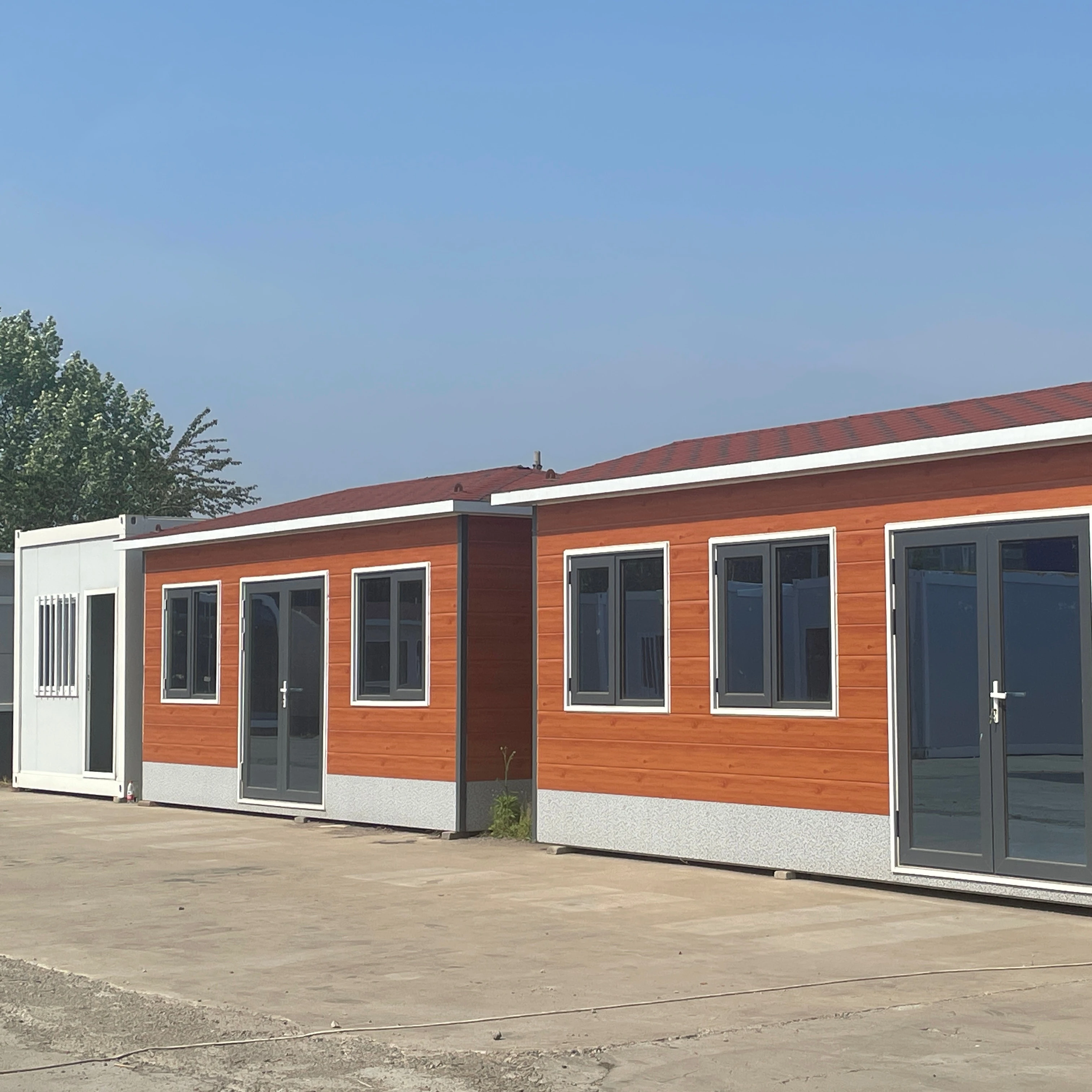 China Low-Priced Prefabricated Housing Construction Site Office Flat Packaging Container Integrated Housing
