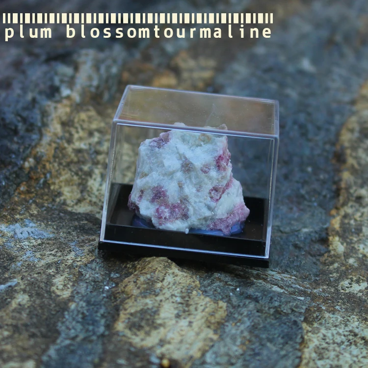 Wholesale natural Mineral specimens Box Rock crystal for healing stone