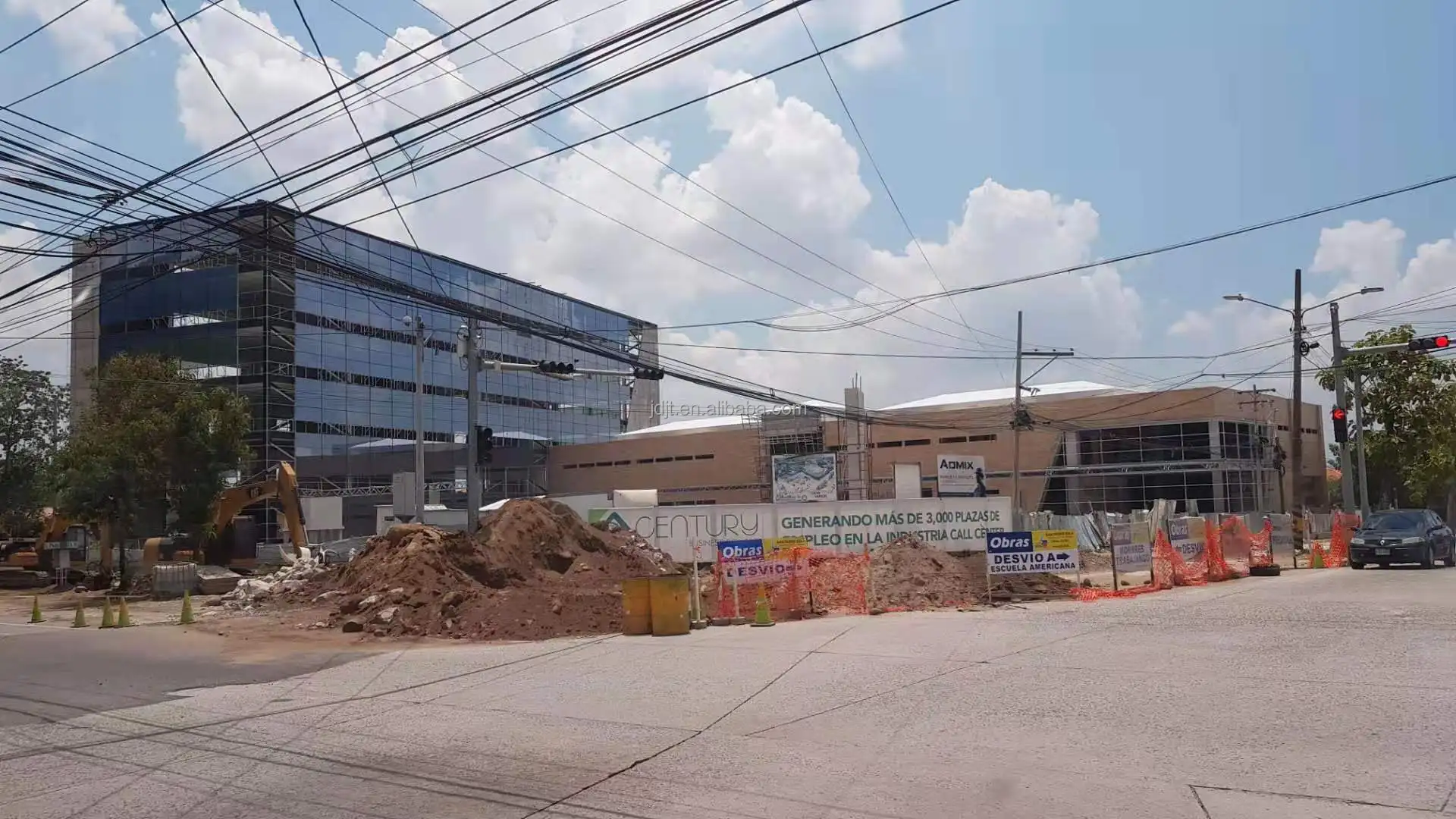 Honduras building 3.jpg