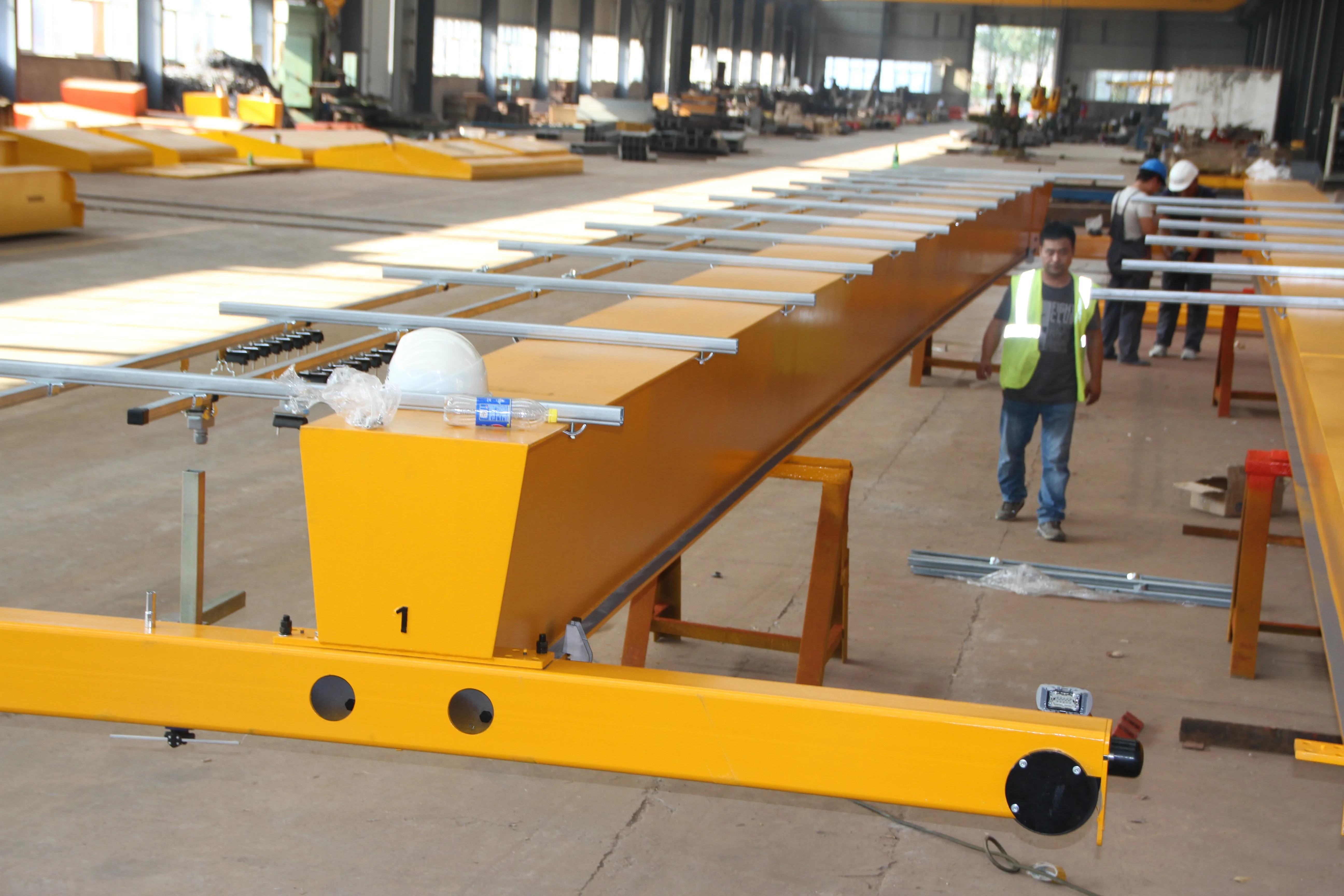Protection class IP54 15 tons Single girder electronic crane lifting equipment bridge crane in steel plant