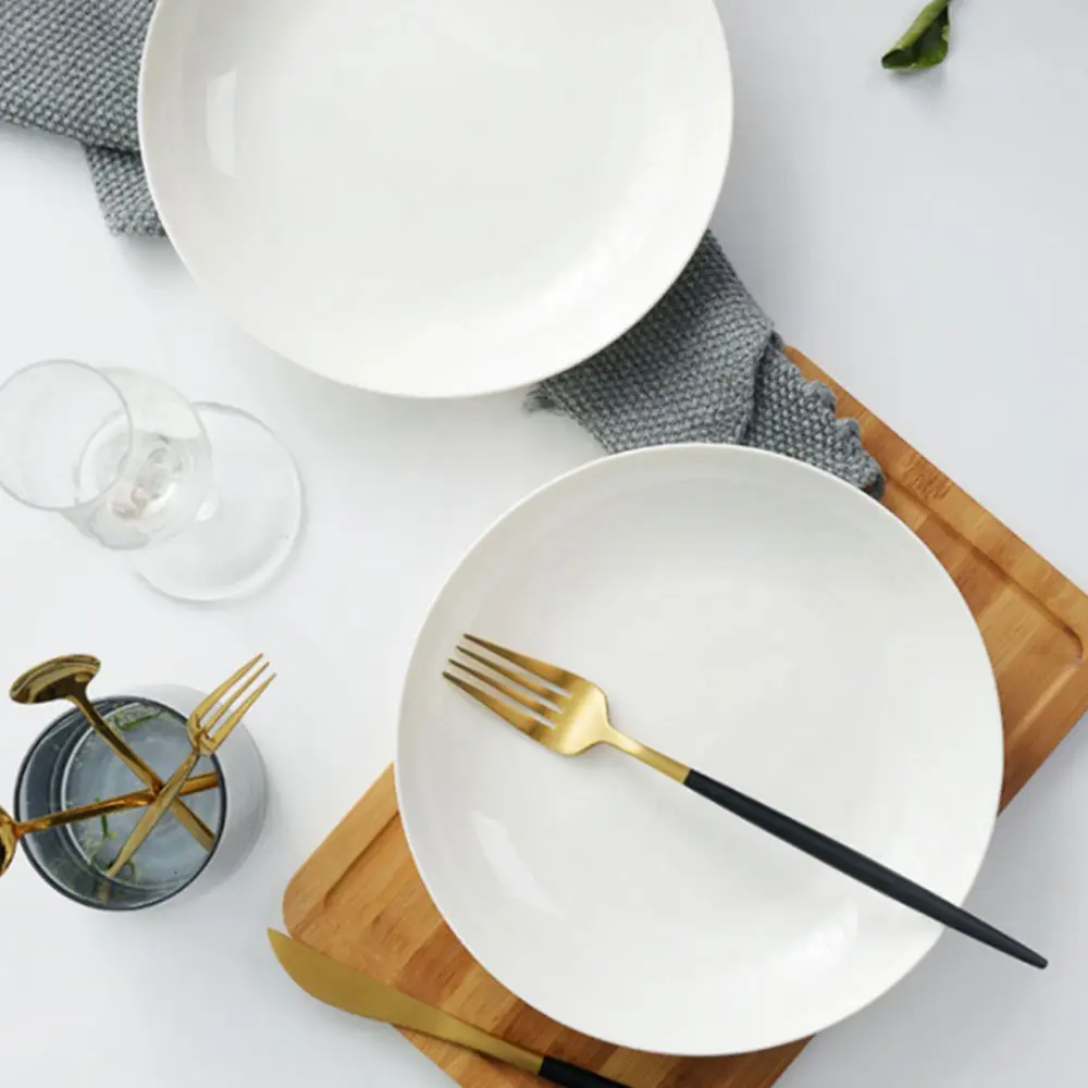 Wholesale 2024 Custom White Porcelain Ceramic Restaurant Desert Plates Chinese Turkish round Shape Engraving Technique Food Use