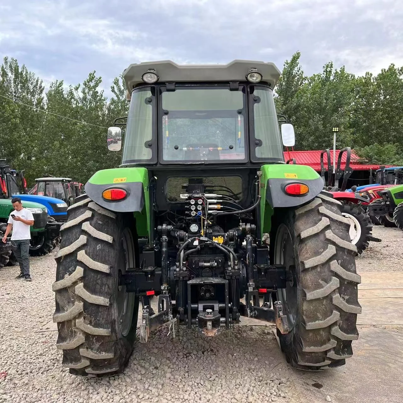 The best price DEUTZ FAHR CD-1804F used tractor Used far