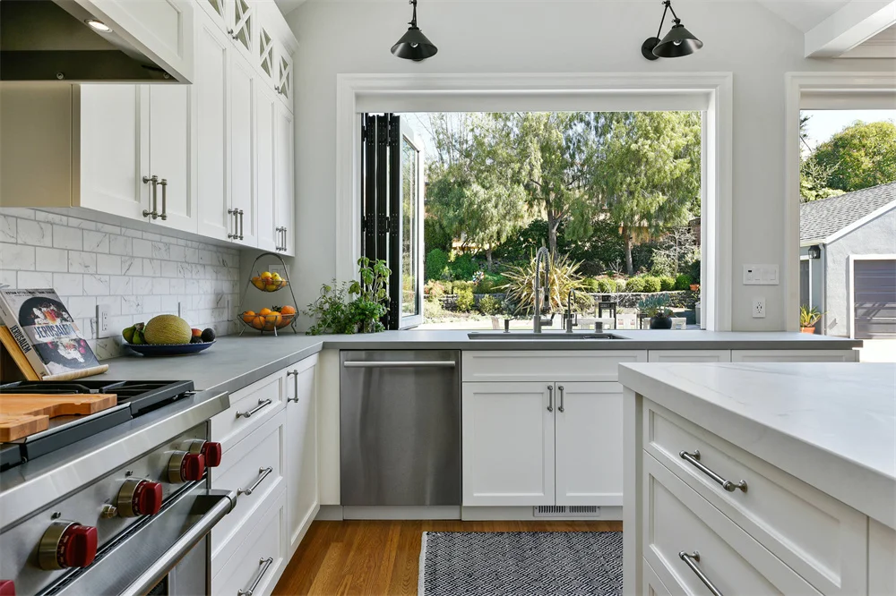 Pantry ready made luxury storage american shaker set natural wood warm kitchen cabinets