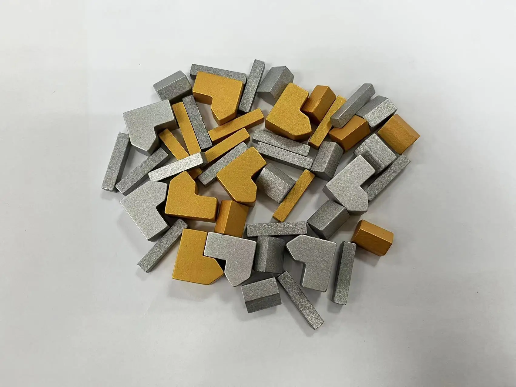 OEM Custom Wooden Meeples for game wholesale wooden house and hotel for board game