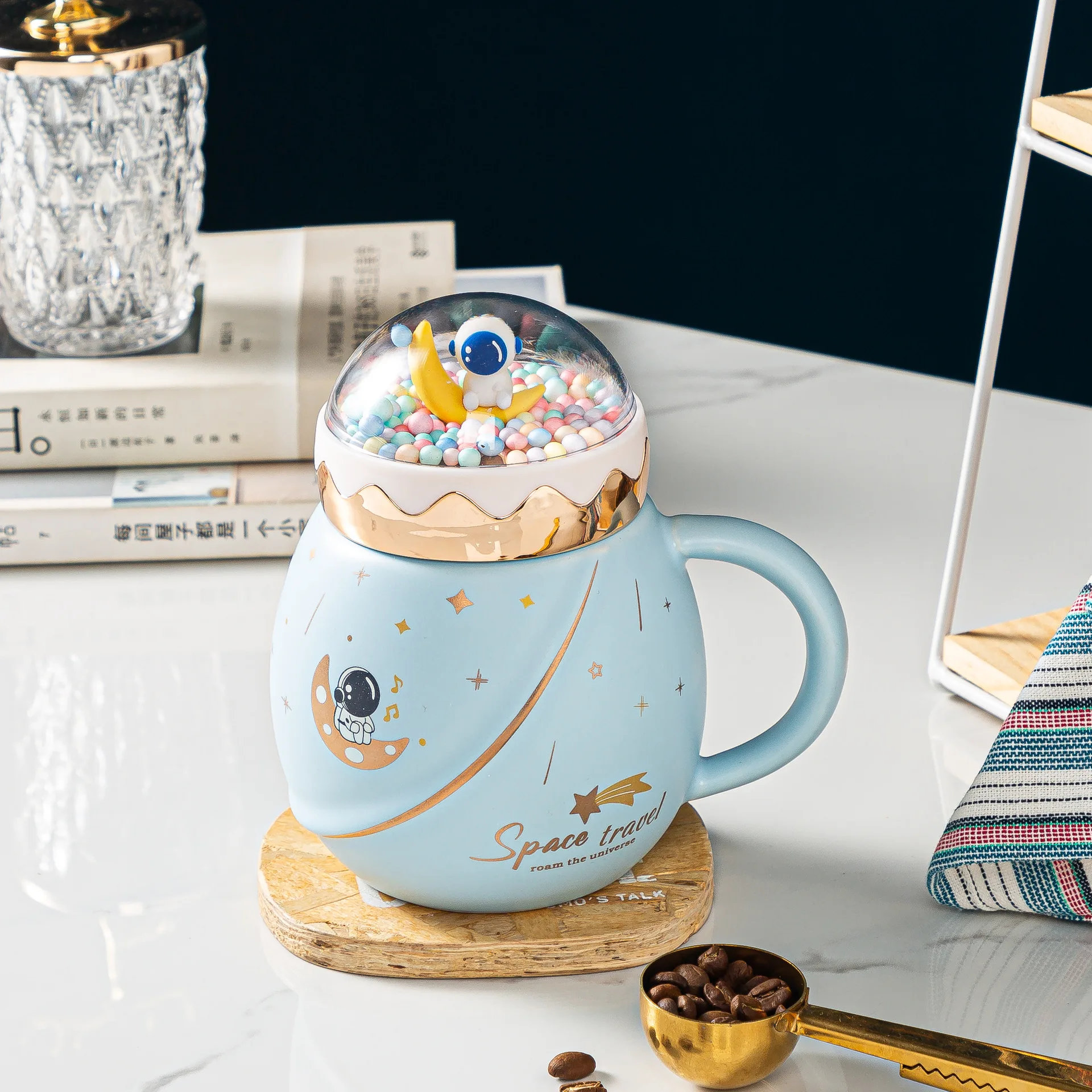 SYL New cartoon planet 3d ceramic mug landscape cover ceramic cup gift astronaut spaceman large capacity cup with lid