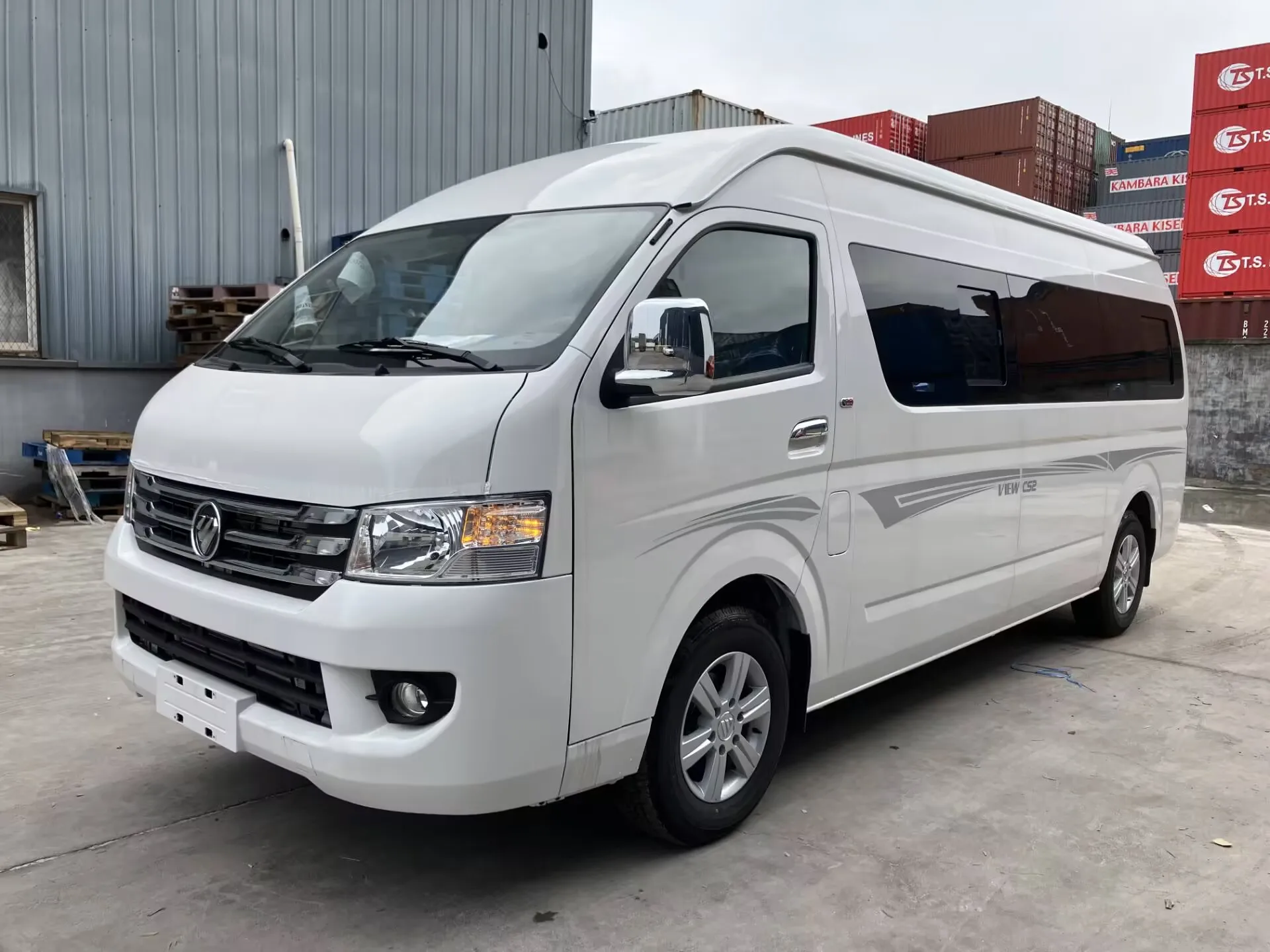 Foton Bus Mini Bus 16 Seater Cummins Diesel Engine Euro 2 Emission 4x2 MIni Bus
