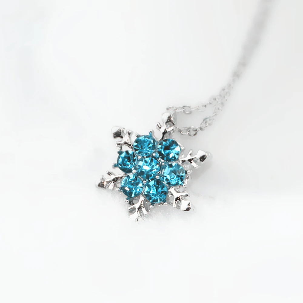 Women CZ Rhinestone Snowflake Pendant Necklace 18 inches Chain Hanging full Zircon Crystal Pendant Choker jewelry