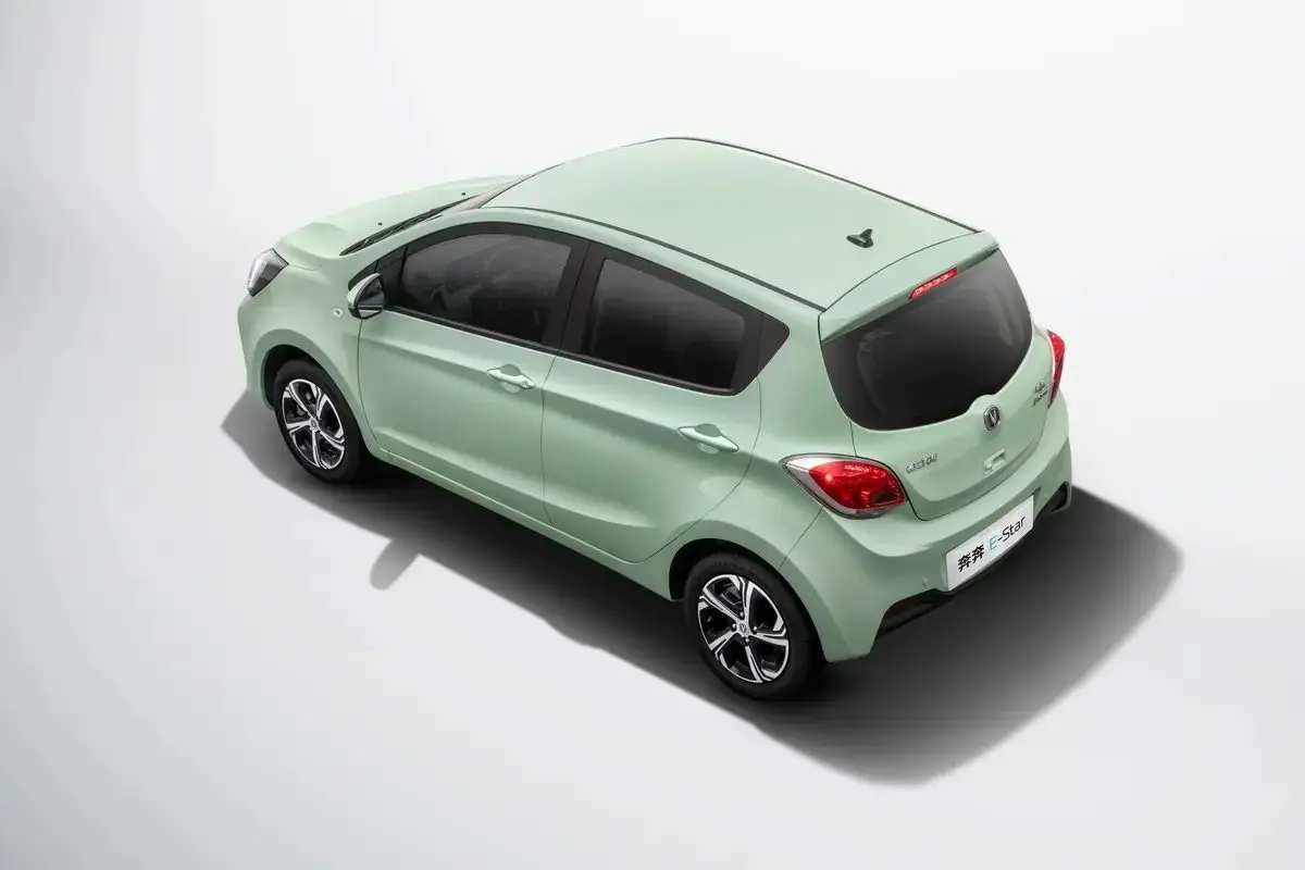Импортные электромобили из Китая Changan Benben E-Star 5-дверный 5-местный хэтчбек дальнего действия 310 км MINI Ev autobiles j