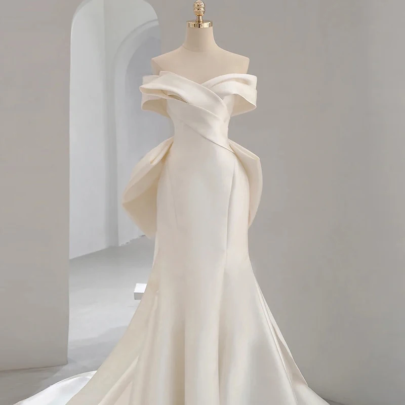 Manufacture made Hot sale luxury Wedding dresses Off-Shoulder A-Line sleeveless satin elegance bridal gown