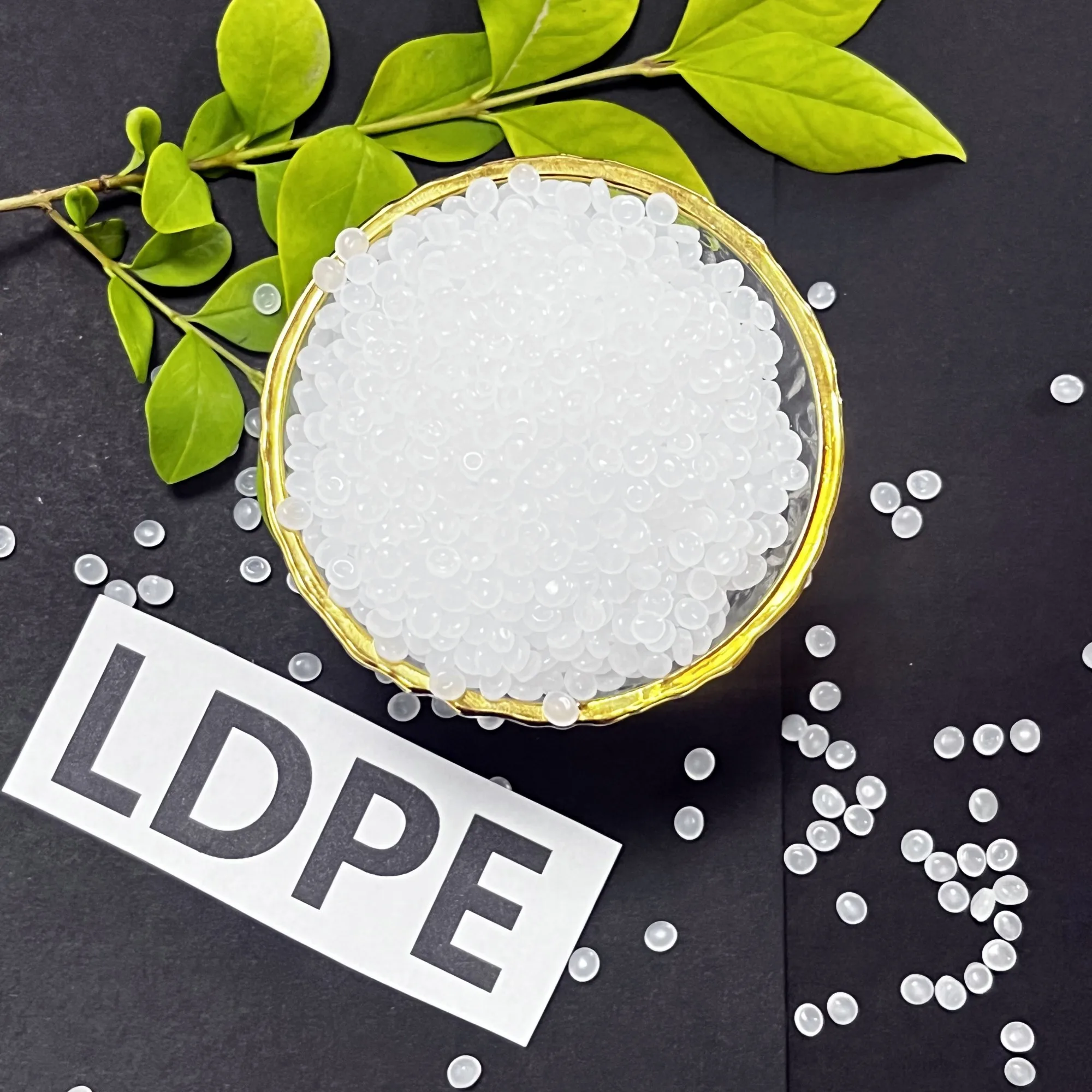 Hot selling virgin LDPE plastic granules/Optical grade high strength film grade/hot sales Factory price LDPE LD 100BW