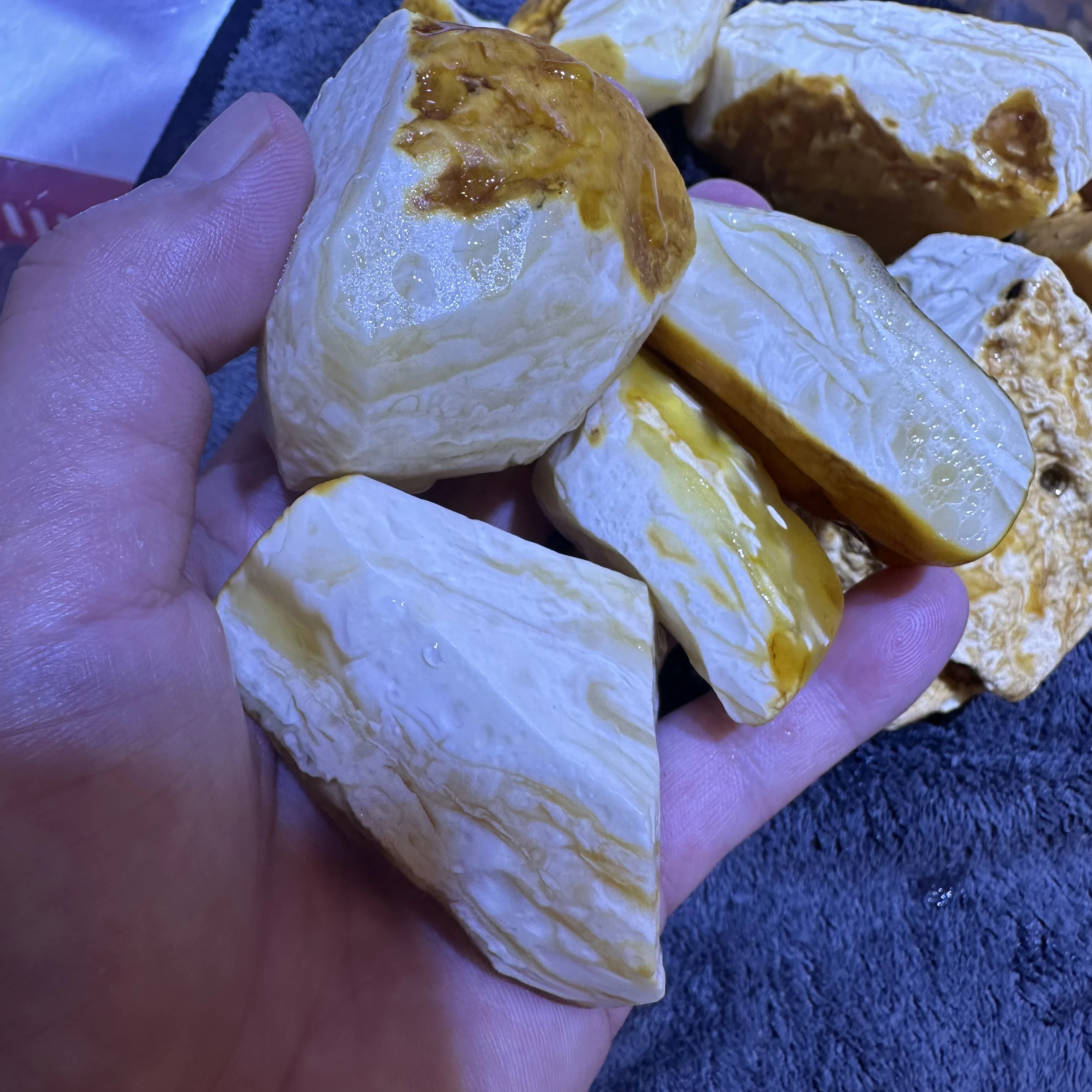 amber raw stone, tiger-white,100% natural Baltic amber, high quality amber stone