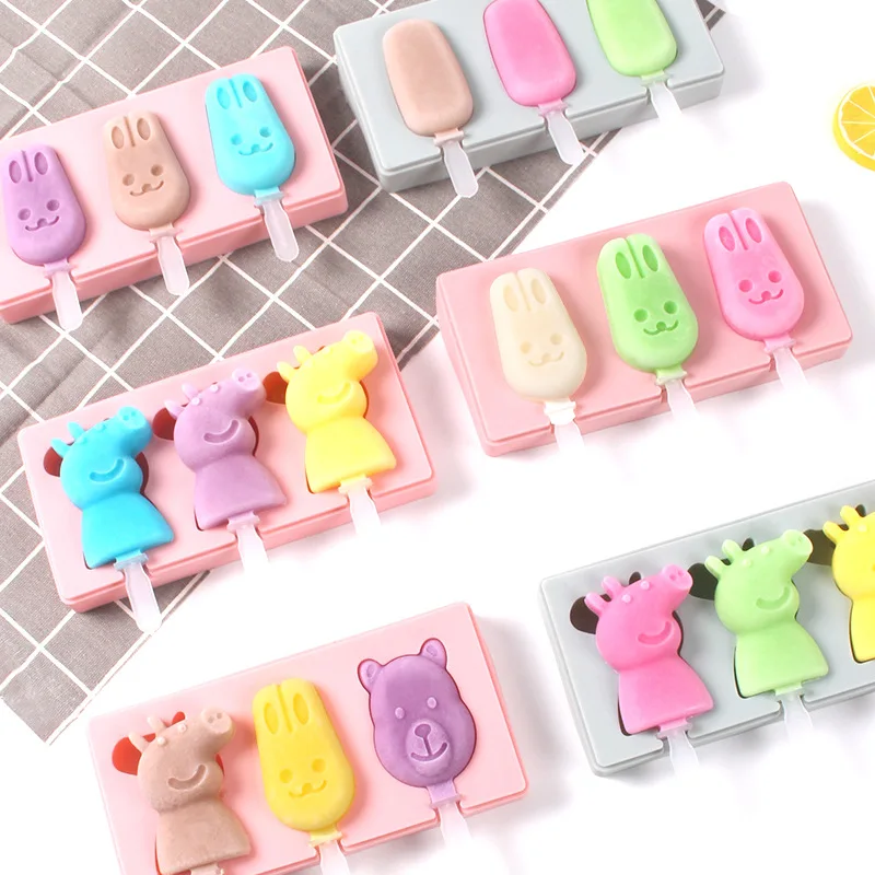 BPA Free cartoon shape DIY silicone ice pop cube tray popsicle maker ice cream mold with lid sticks