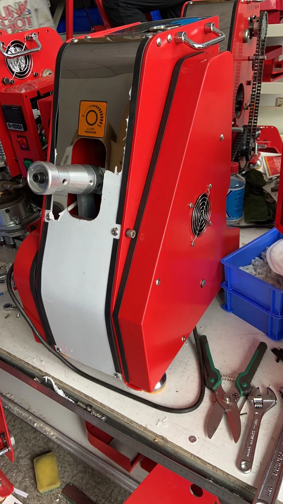 Fully Automatic Rice Cracker Machine Artificial Rice Cracker Grain Squeeze Cake Machine