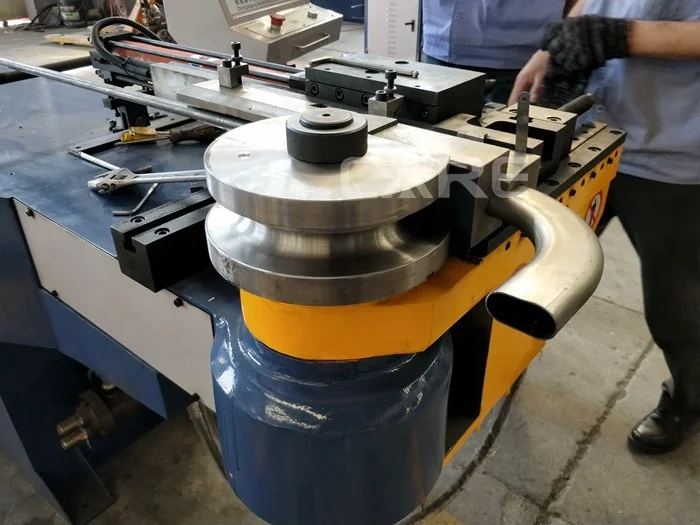 Гидравлический Овальный трубогибочный станок DW50NC с ручной подачей овальной трубы 20x50 мм