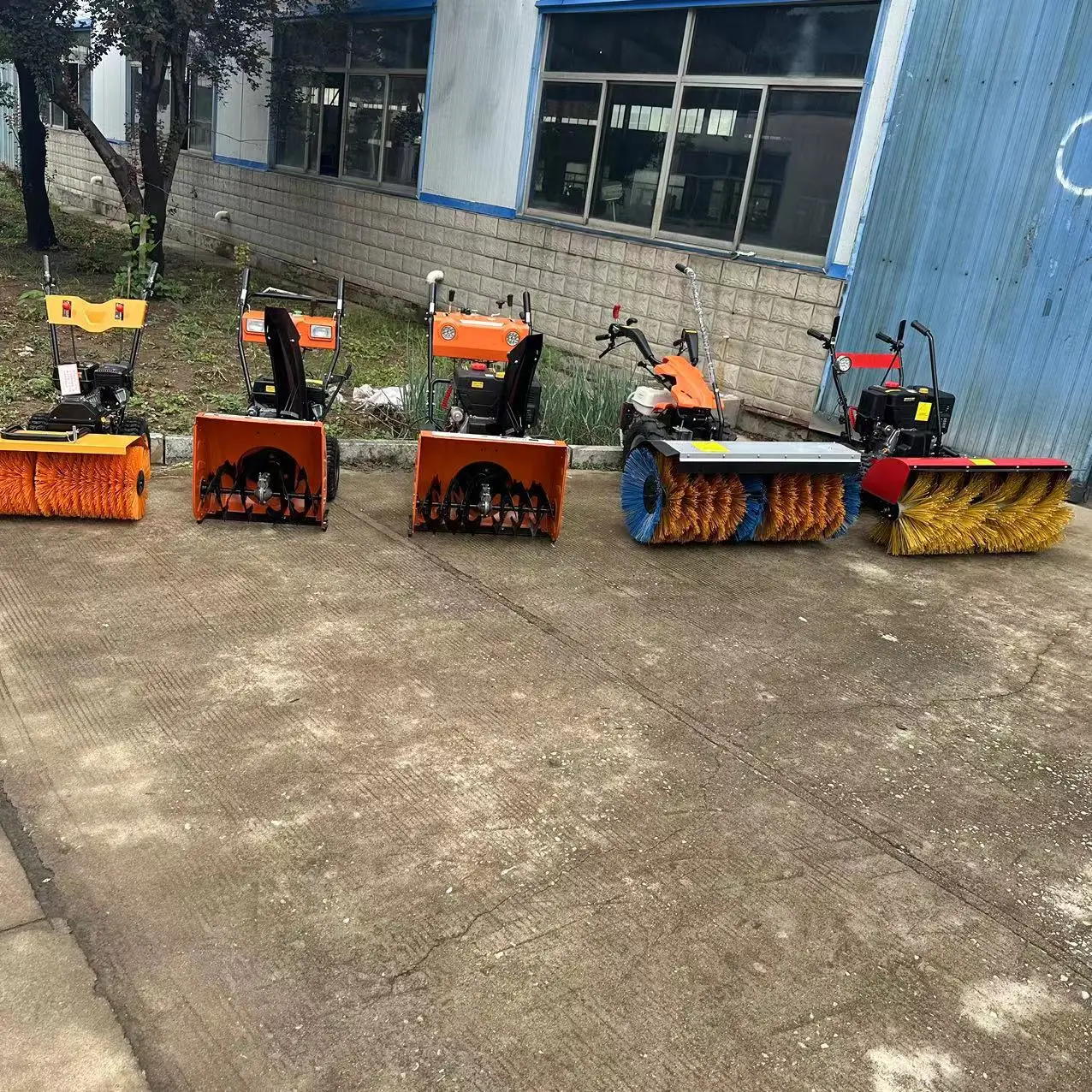 Three-in-one Multifunctional Street Snow Blower 13hp Sweeper