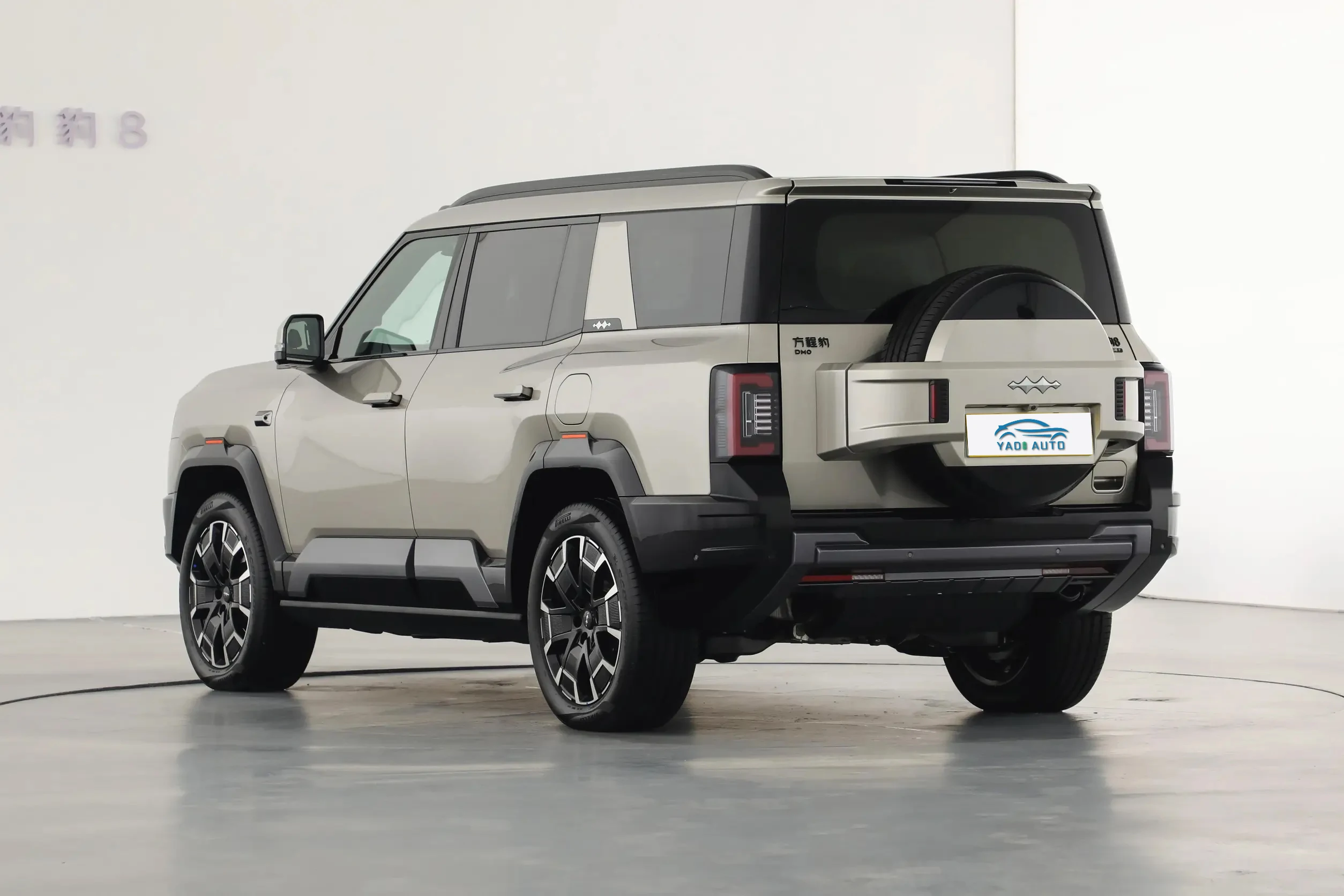 2025 BYD Formula Leopard8 7-seat and 6-seat hybrid SUV mid-to-large cars are launched at a discount