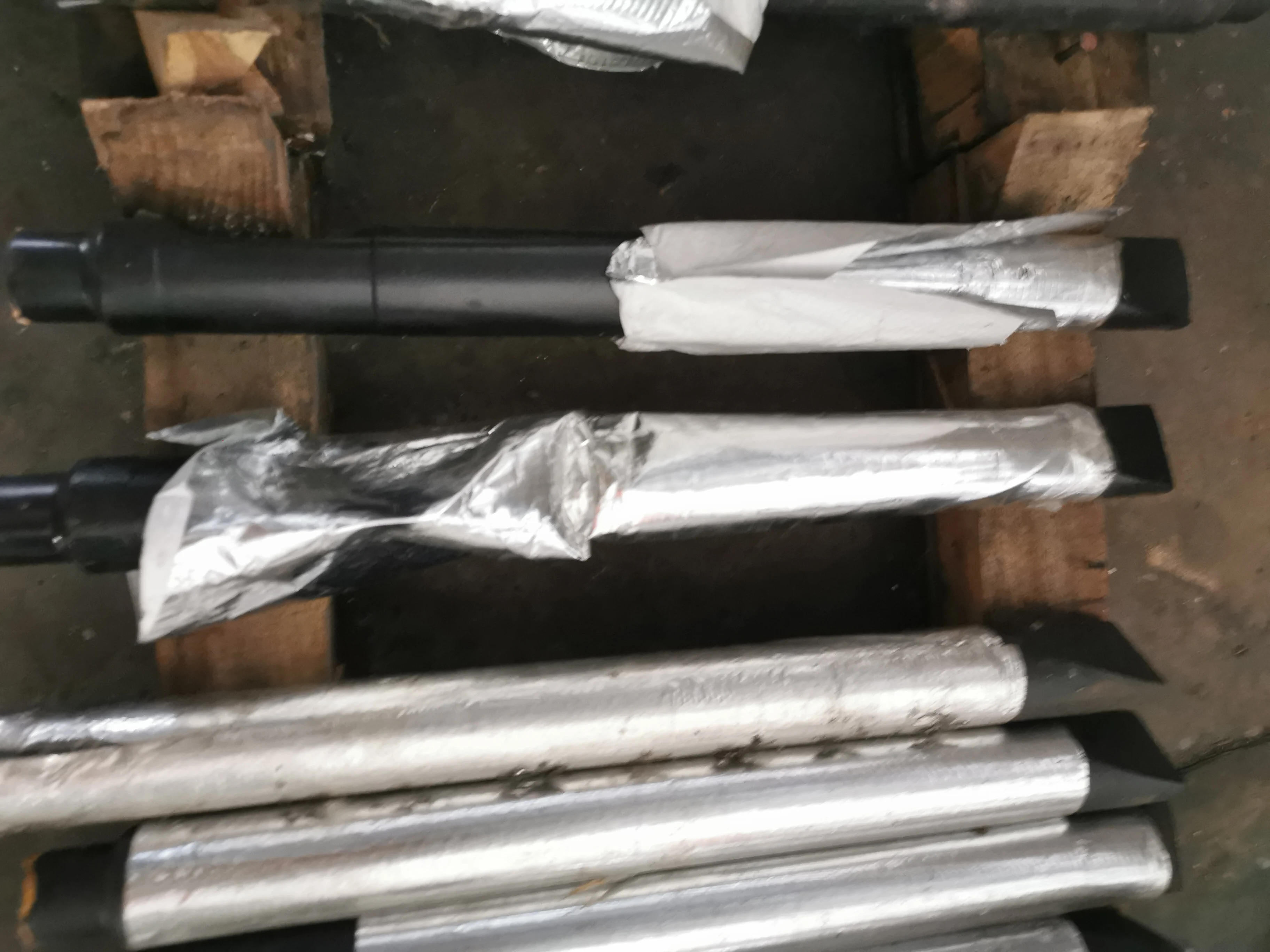 Stable Quality Hydraulic Breaker Hammer Excavator Rock Breaker Chisel diameter of 45mm SB20