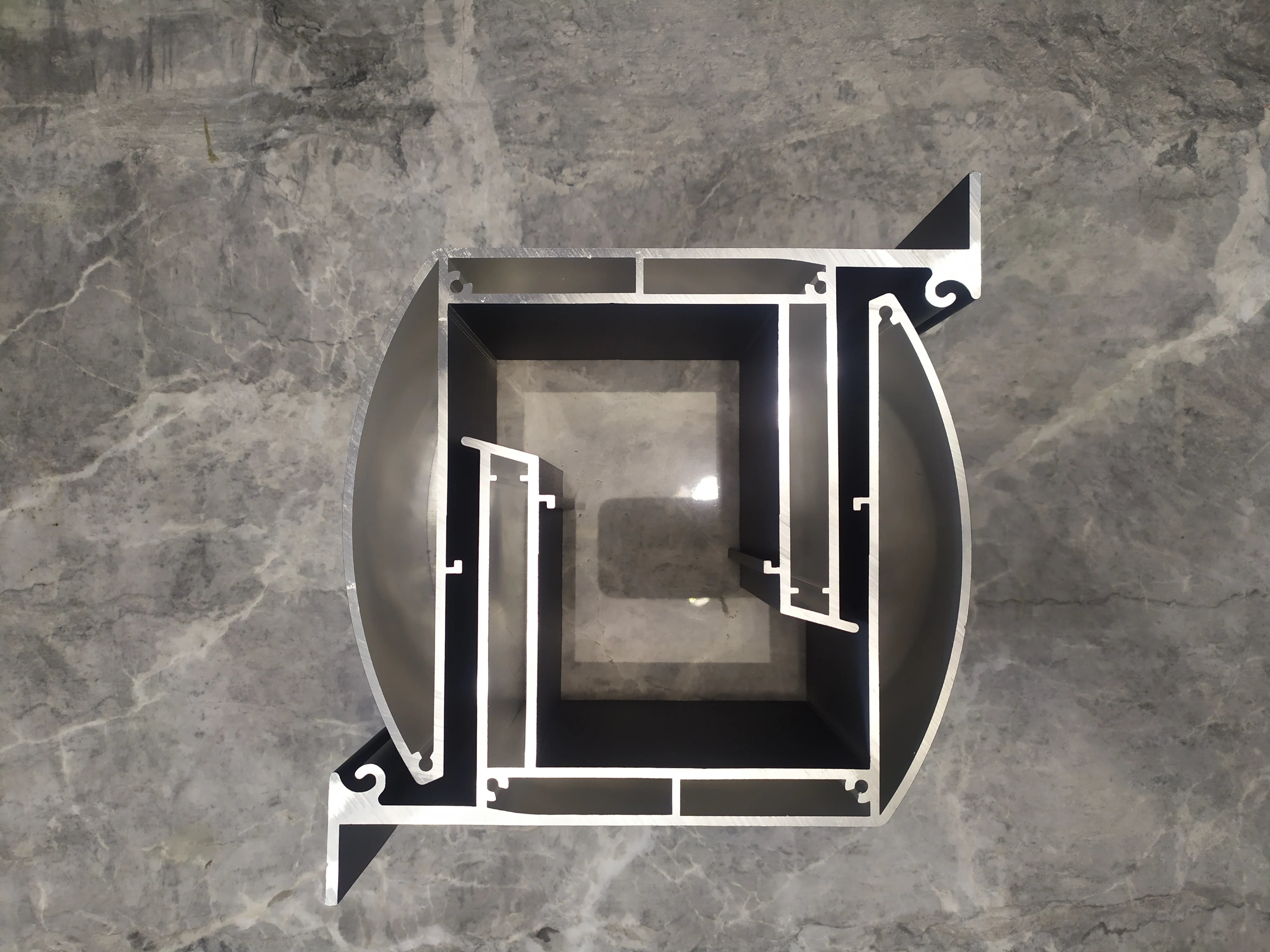 Wholesaler OEM Aluminium Pergola Outdoor Manual Easily Assembled Aluminium Opening Patio Roof Pergola Pavilion