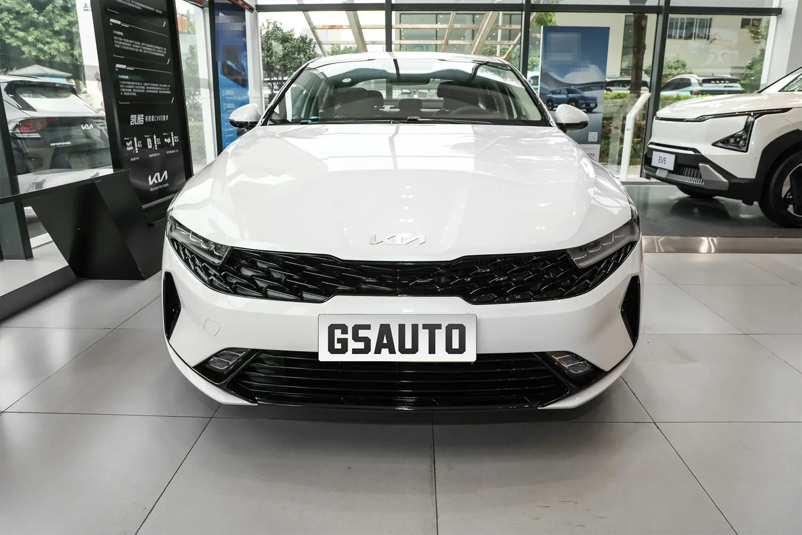 Прямо со склада KIA K5 2021 270T CVVD модное издание седан среднего размера FWD депозит китайский английский дешевые автомобили б/у