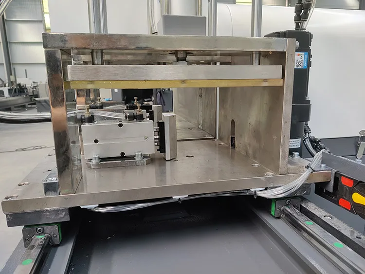 CNC automatic feed aluminium extrusion sawing/aluminum profile cutting saw machine/cnc aluminum cutting