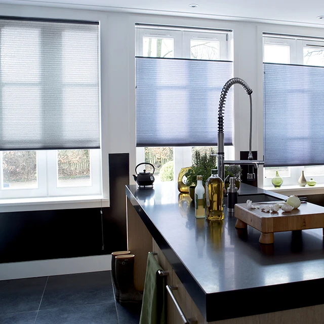 Top Down Automatic Honeycomb Cellular Blind Cordless Office Curtains And Blinds Light Filtration Free-Stop