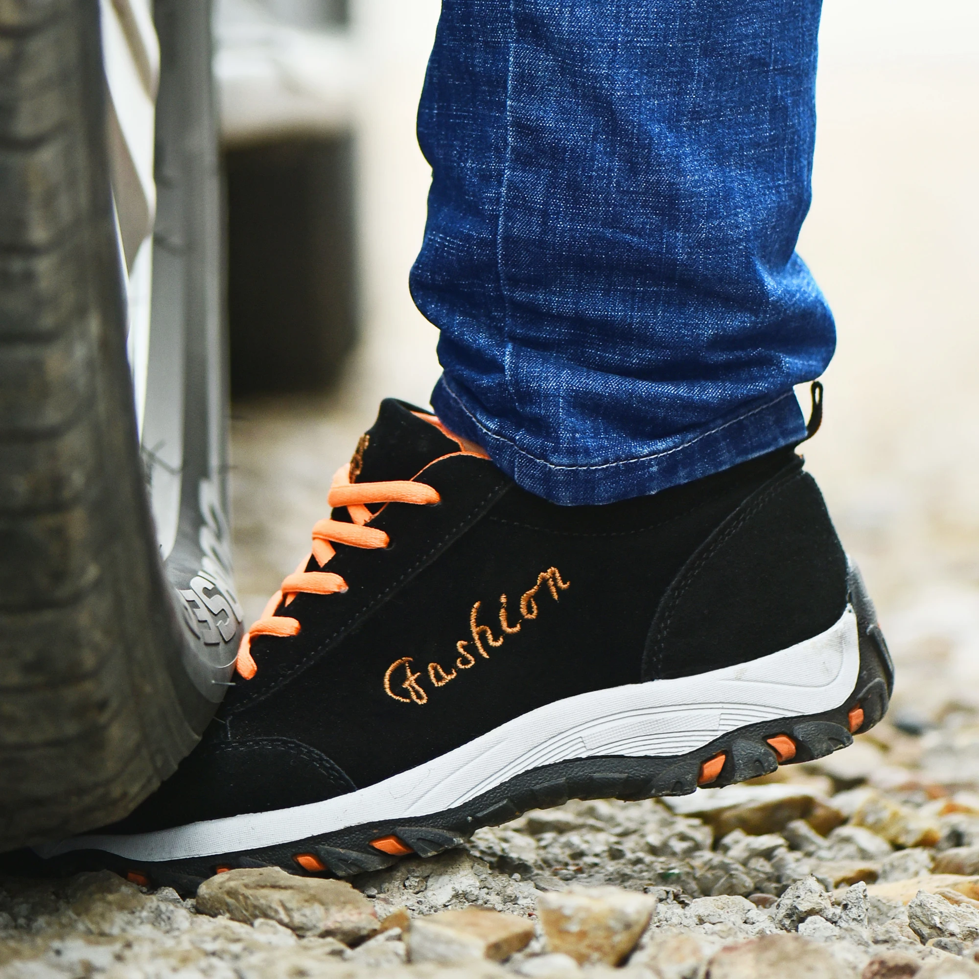 Latest Design Wholesale Women Men Boots Climbing Outdoor Hiking Work Safety Shoes