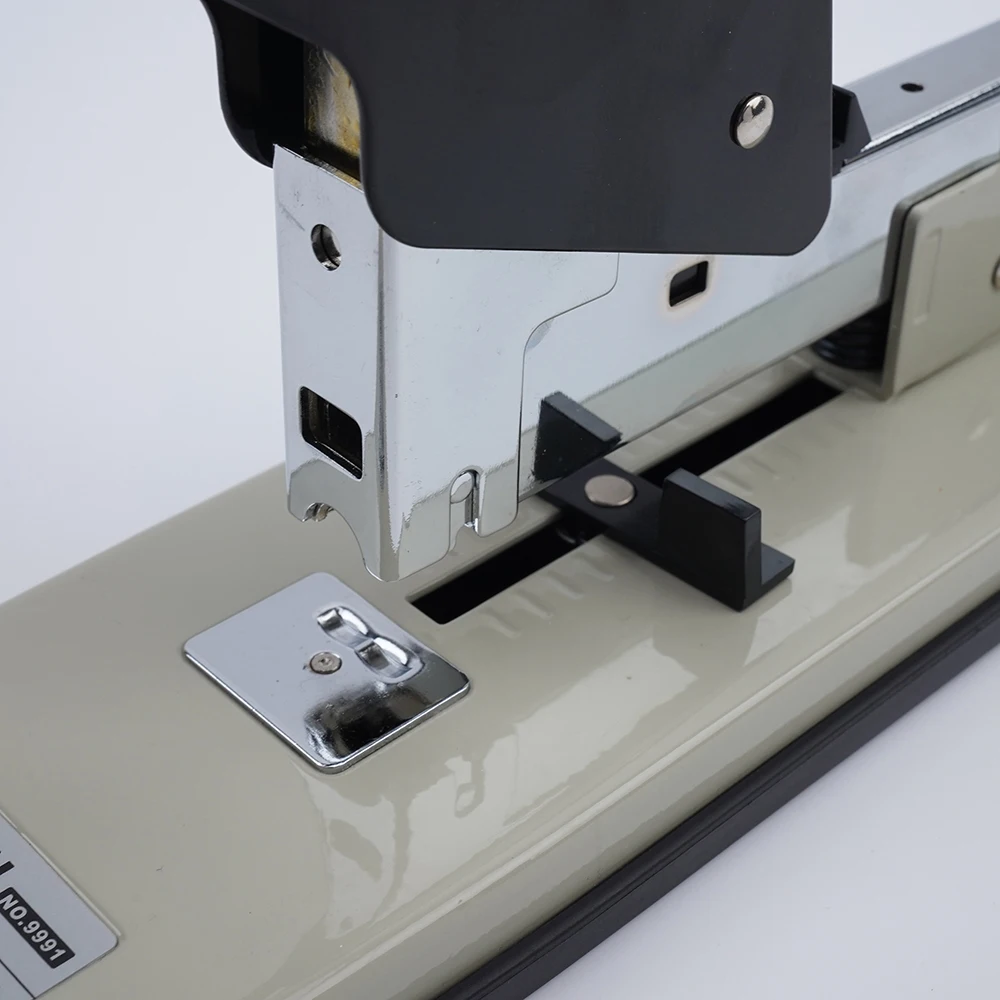 UFEN Office manual metal jumbo size magazine 100 sheets heavy duty long arm reach stapler