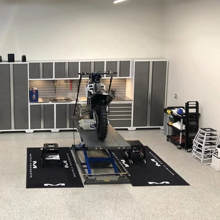 LARGE WORK MAT FOR GARAGE, SHOP OR OUTDOOR USE