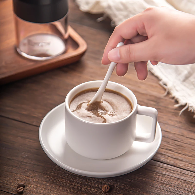 Matt White Ceramic Coffee Tea Cup and Saucer Set Porcelain Afternoon Tea Cappuccino Cup Coffee Mug Set Custom Europe Sustainable