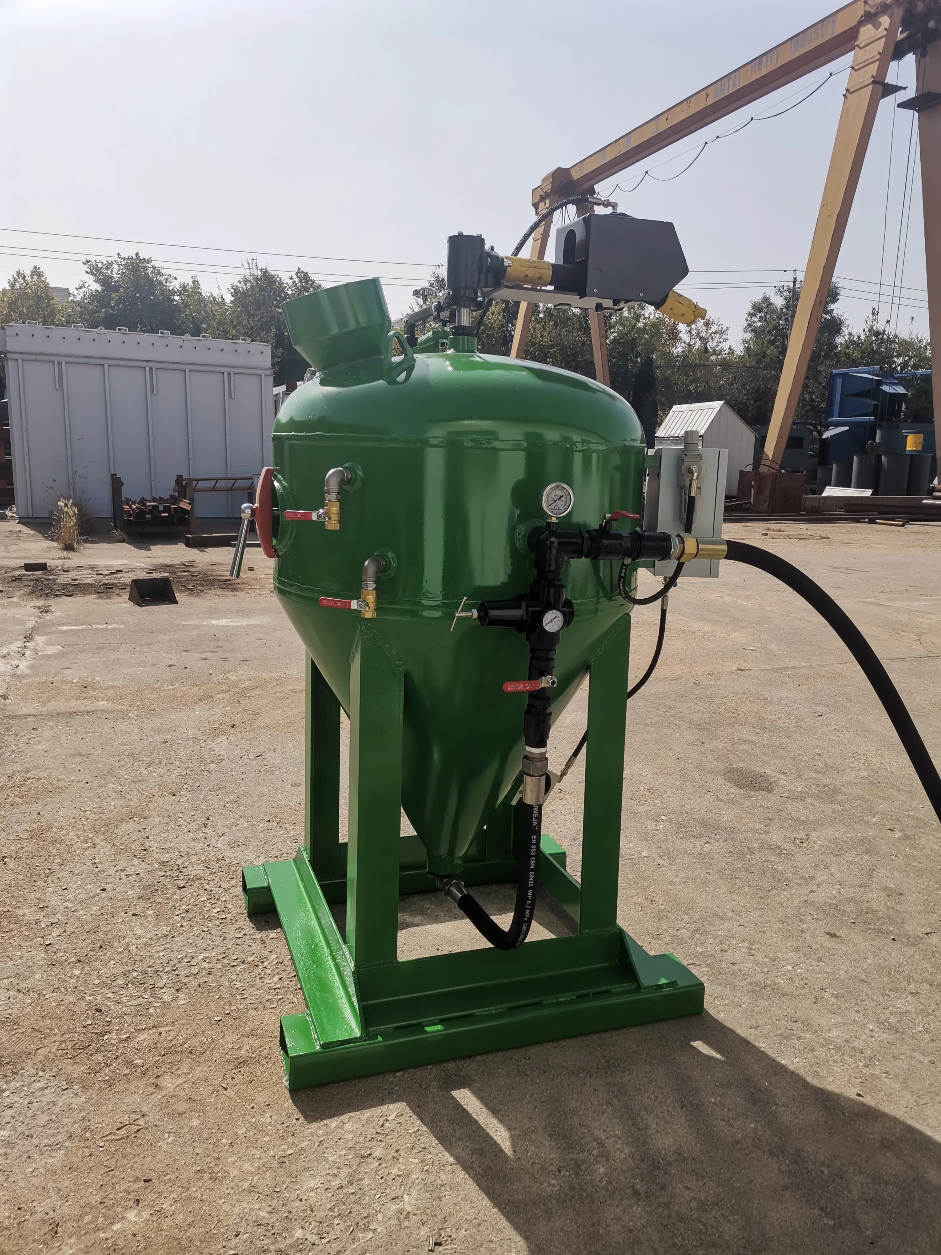 Vapor dustless blaster machine for car restoration