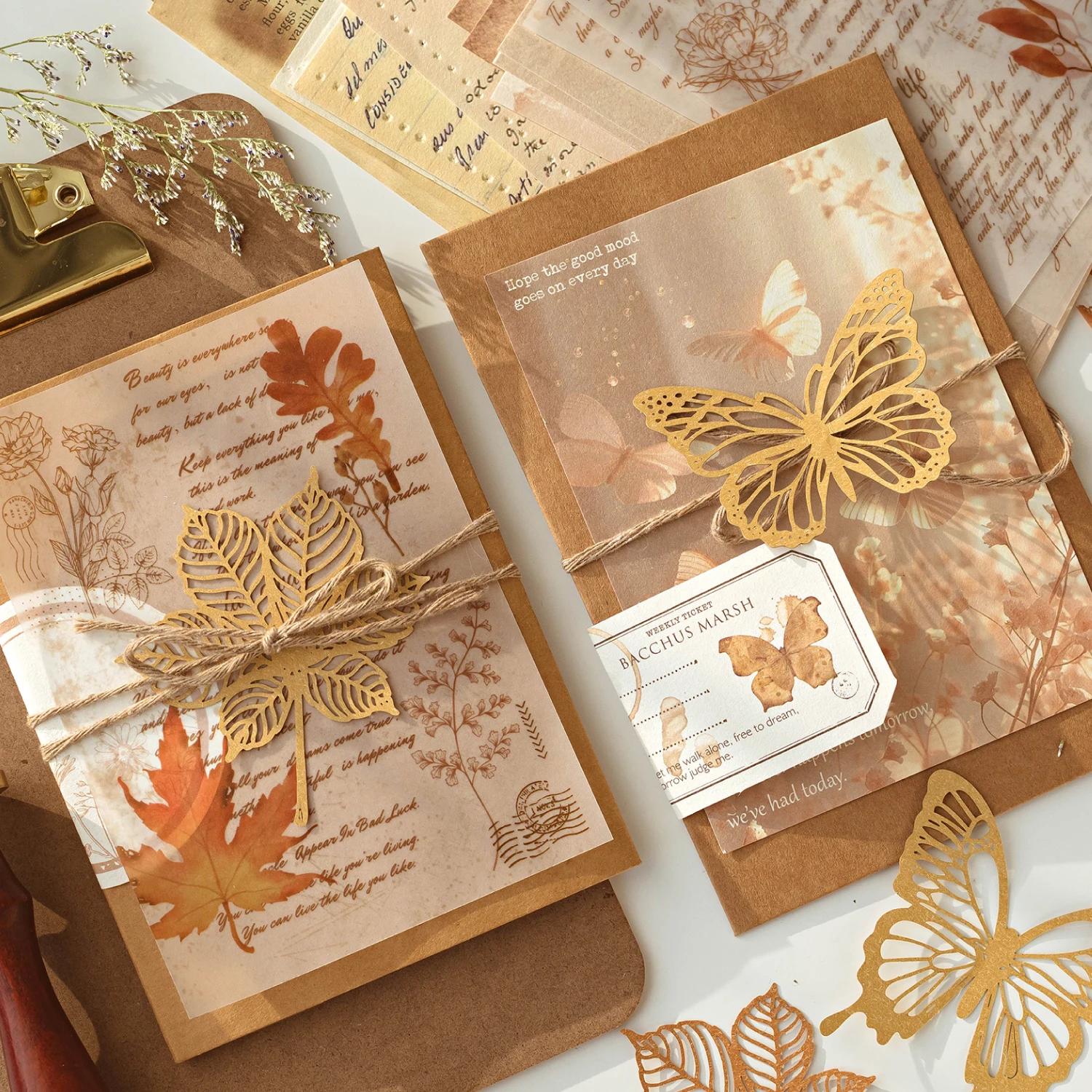 Elegant Style DIY Journal Stationery Scrapbooking Set Includes Retro Medieval Style Loose Leaf Memo Pad Hand Account Frame Maple